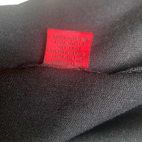 New womens sweater size Large - Picture 4 of 5